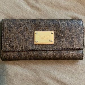 Michael Kors Trifold Wallet